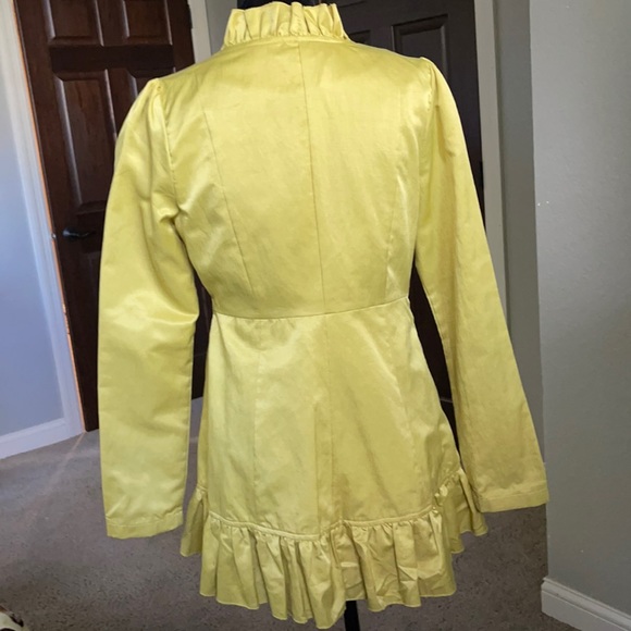 Unique and flashy like green jacket. - Picture 2 of 7